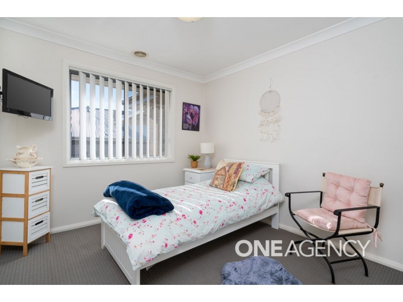 64 KALOONA DRIVE, Bourkelands NSW 2650