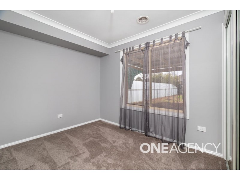 20 ELDERSHAW DRIVE, Forest Hill NSW 2651