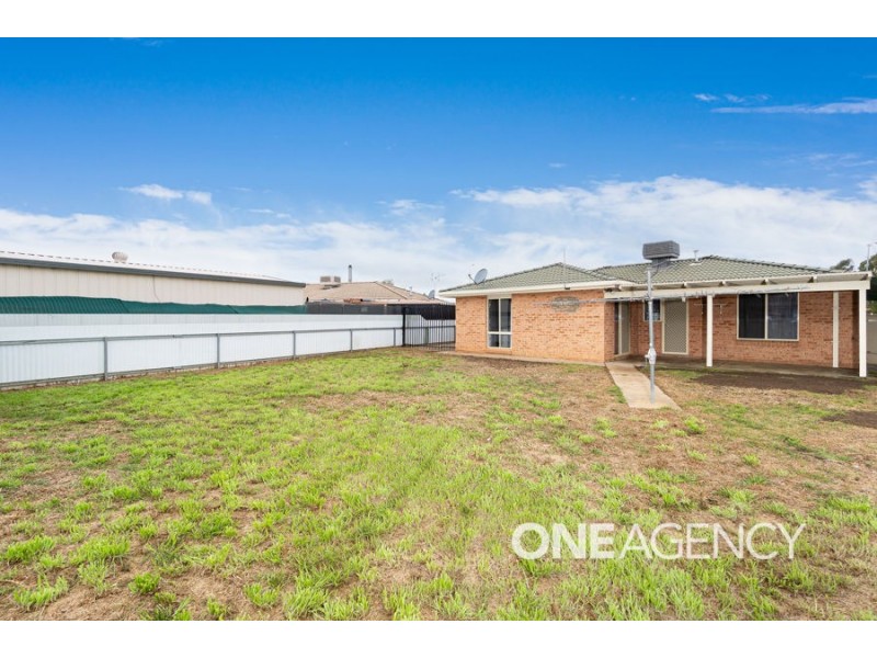 20 ELDERSHAW DRIVE, Forest Hill NSW 2651