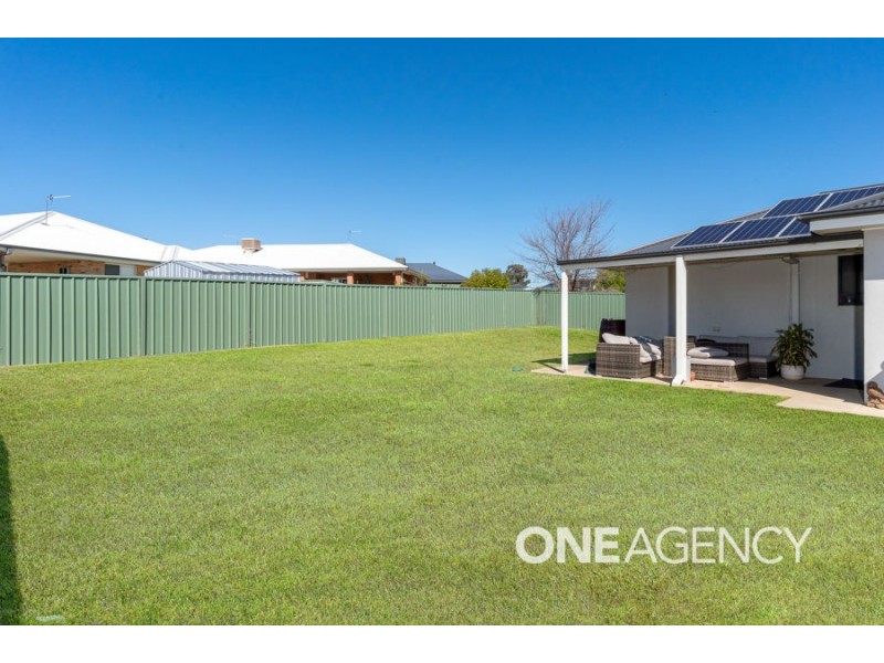 23 PAPERBARK DRIVE, Forest Hill NSW 2651