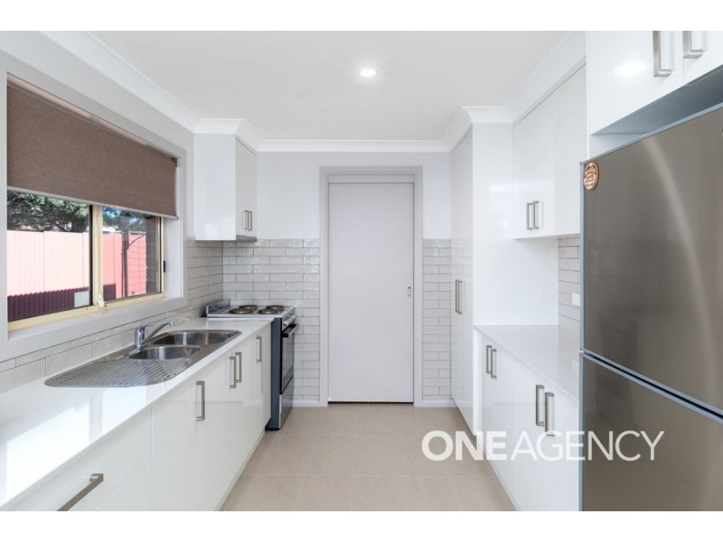 6/108 UNDURRA DRIVE, Glenfield Park NSW 2650