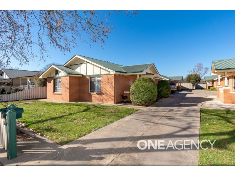 1/210 GURWOOD STREET, Wagga Wagga NSW 2650