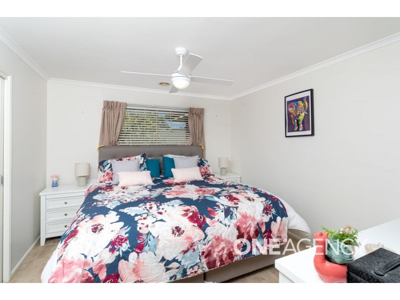 1 CANOLA PLACE, Estella NSW 2650