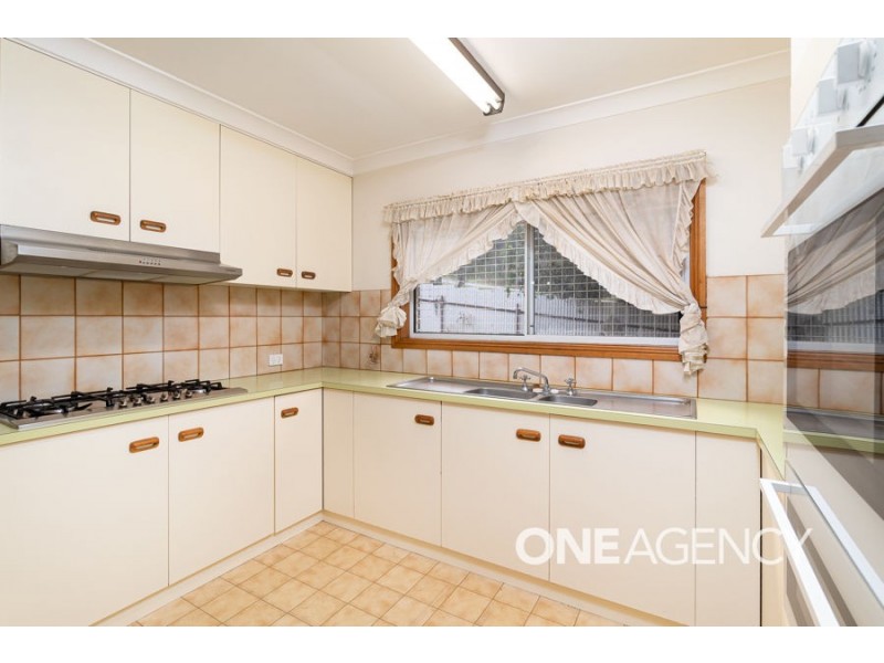 2 WILKS AVENUE, Kooringal NSW 2650