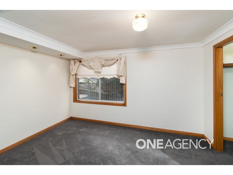 2 WILKS AVENUE, Kooringal NSW 2650