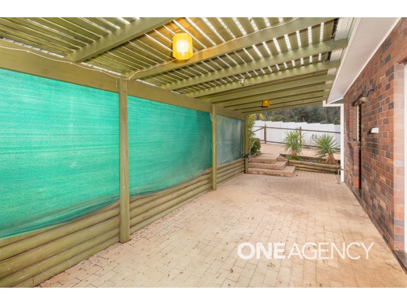 2 WILKS AVENUE, Kooringal NSW 2650