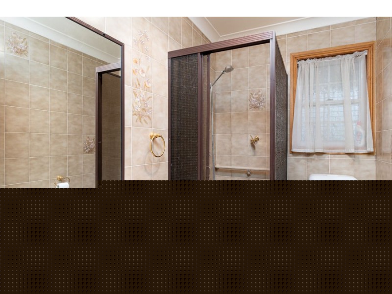 2 WILKS AVENUE, Kooringal NSW 2650