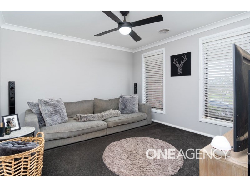 54 ROSS PARKWAY, Gobbagombalin NSW 2650