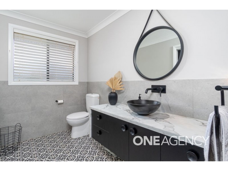 54 ROSS PARKWAY, Gobbagombalin NSW 2650