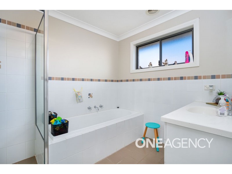 14 MELALEUCA DRIVE, Forest Hill NSW 2651