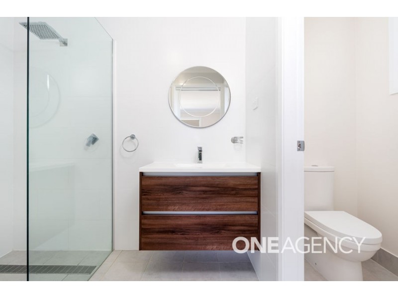 1 BARRETT STREET, Lloyd NSW 2650