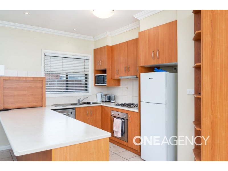 1/19 WALLA PLACE, Glenfield Park NSW 2650