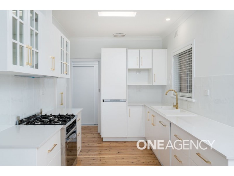 22 MARAMA PARADE, Mount Austin NSW 2650