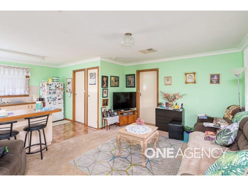 3/2 DUNN AVENUE, Forest Hill NSW 2651