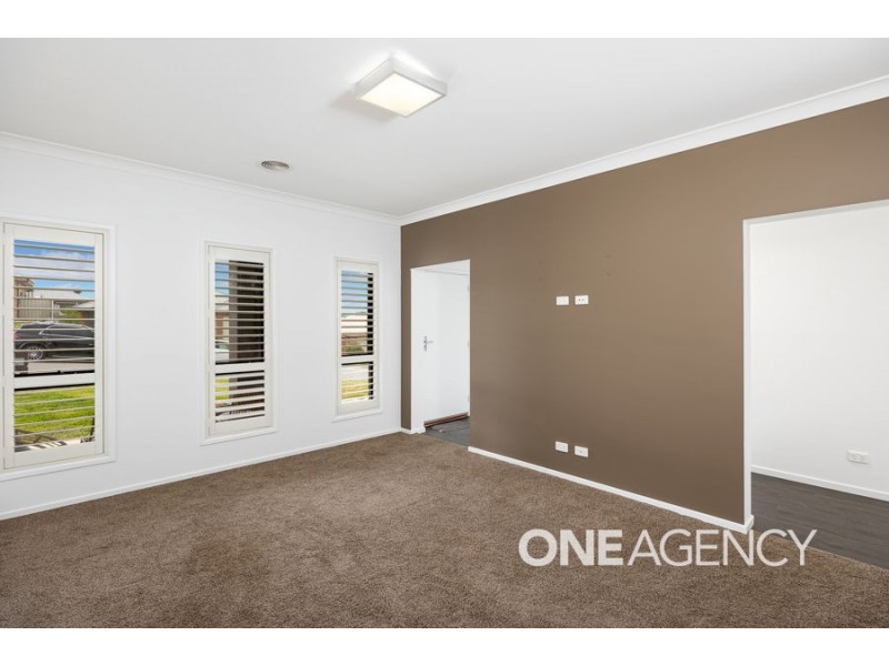 24 MAITLAND DRIVE, Estella NSW 2650