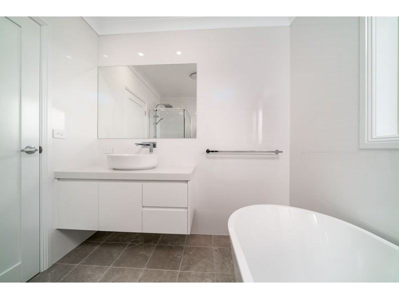 95 COLEMAN STREET, Turvey Park NSW 2650