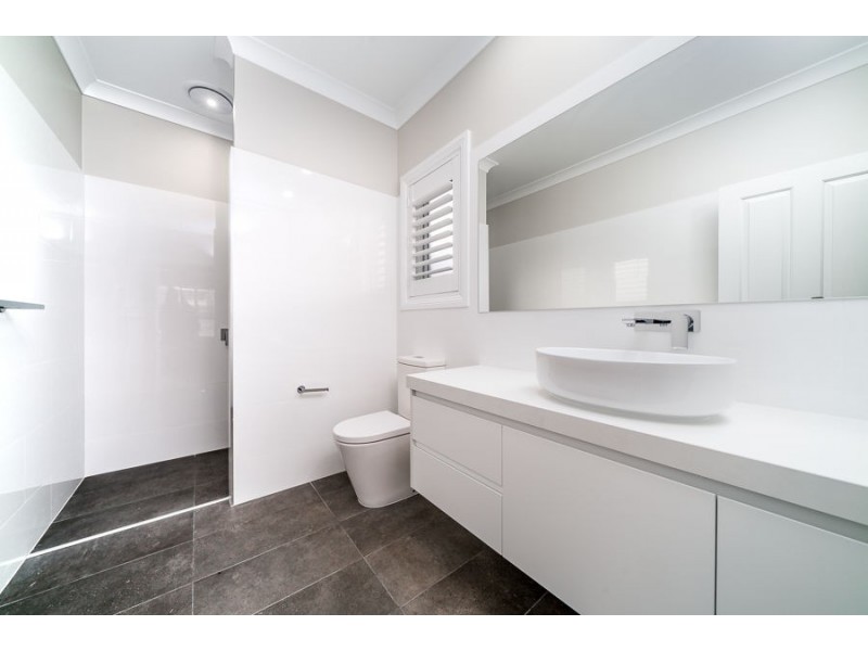 103 COLEMAN STREET, Turvey Park NSW 2650