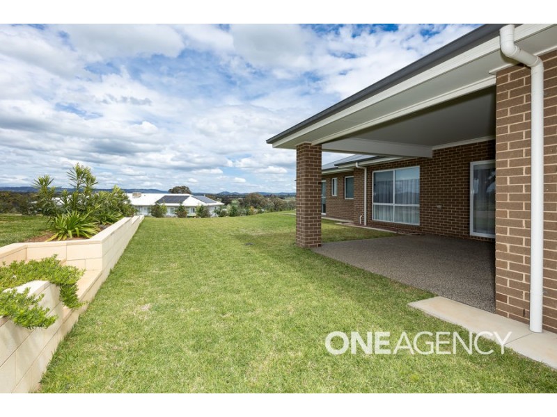 48 MATILDA CRESCENT, Gumly Gumly NSW 2652