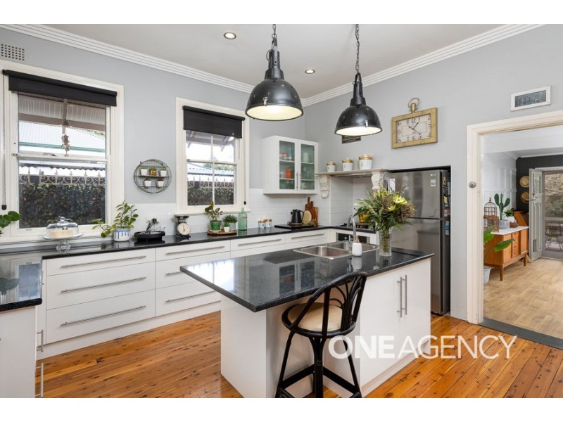 15 LINDSAY STREET, Turvey Park NSW 2650