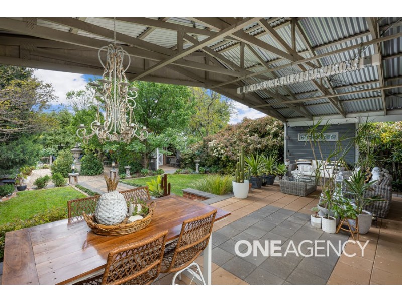 15 LINDSAY STREET, Turvey Park NSW 2650