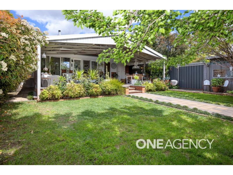 15 LINDSAY STREET, Turvey Park NSW 2650