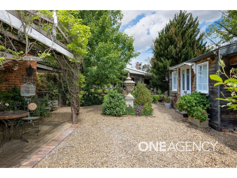 15 LINDSAY STREET, Turvey Park NSW 2650