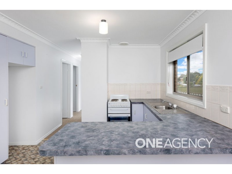 4/6 CYPRESS STREET, Forest Hill NSW 2651
