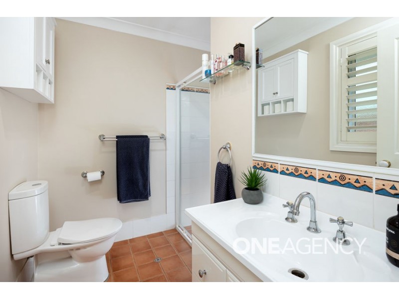 8 YARRAWAH CRESCENT, Bourkelands NSW 2650