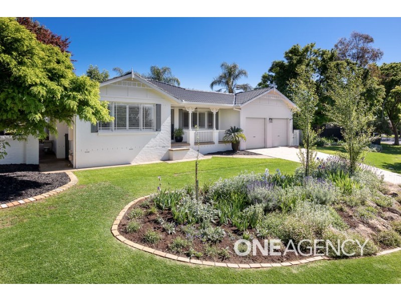 34 KIMBERLEY DRIVE, Tatton NSW 2650