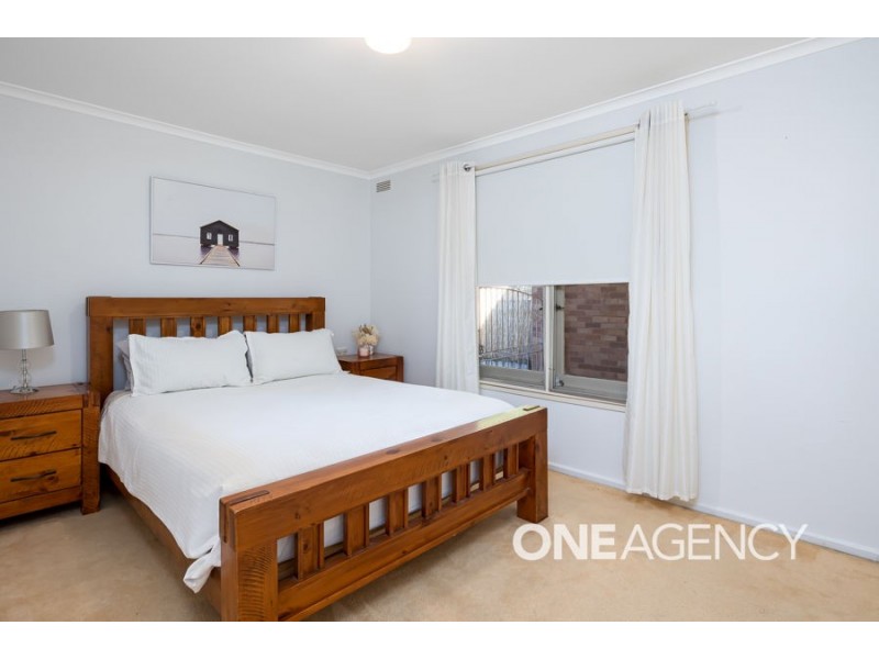 6 STILLMAN AVENUE, Kooringal NSW 2650