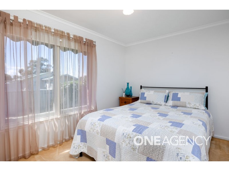 6 STILLMAN AVENUE, Kooringal NSW 2650