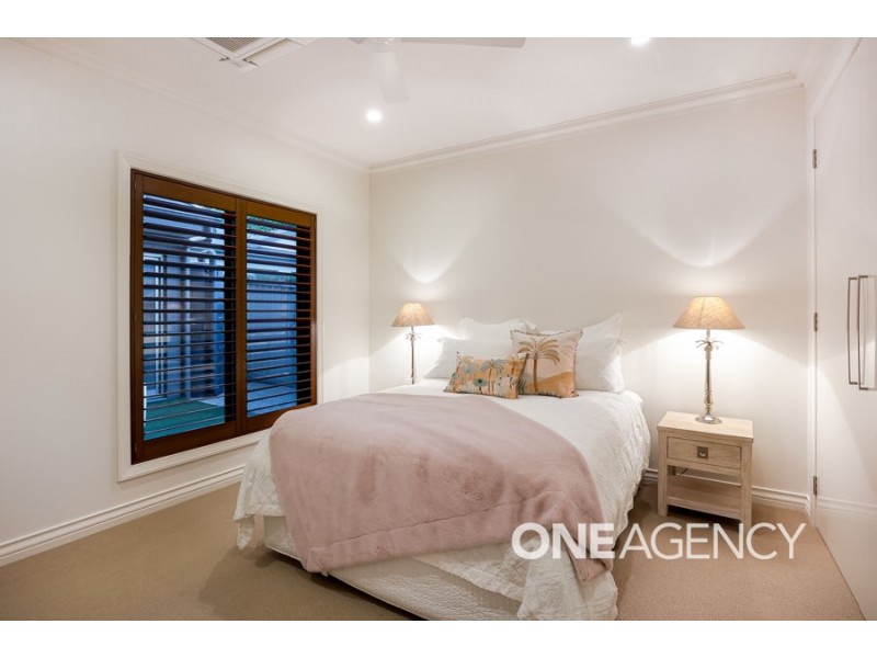 56 LAKEHAVEN DRIVE, Lake Albert NSW 2650
