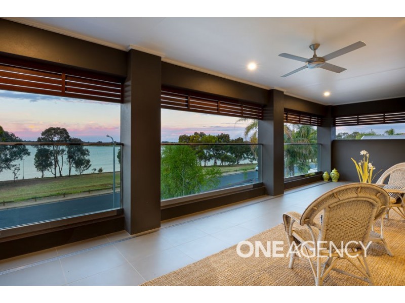 56 LAKEHAVEN DRIVE, Lake Albert NSW 2650