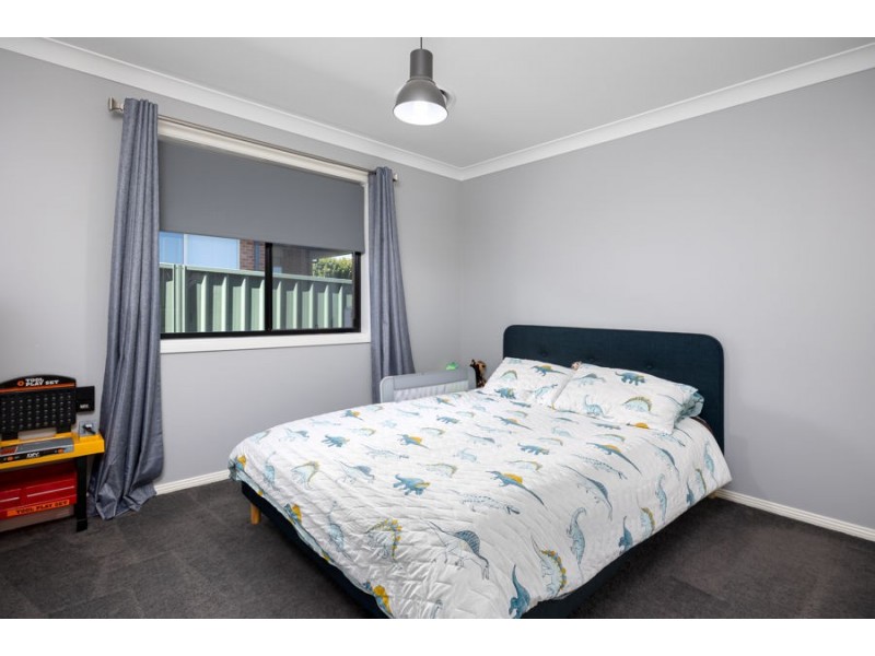 6 BEECH STREET, Forest Hill NSW 2651