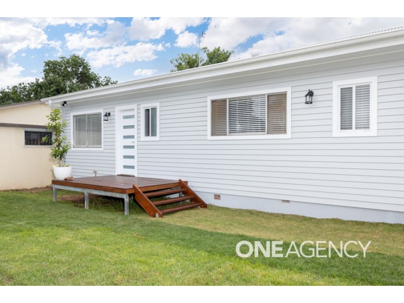 385 LAKE ALBERT ROAD, Kooringal NSW 2650