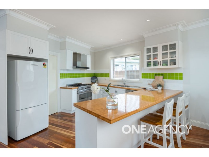 4 THOMAS STREET, Wagga Wagga NSW 2650