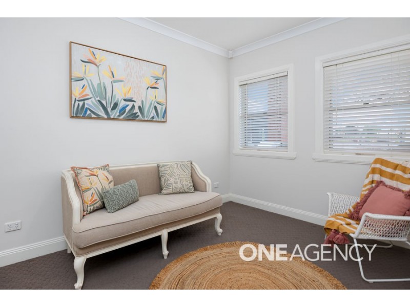 4 THOMAS STREET, Wagga Wagga NSW 2650