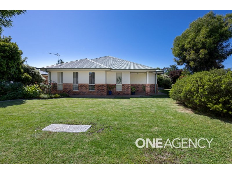 1/29 LANSDOWNE AVENUE, Lake Albert NSW 2650