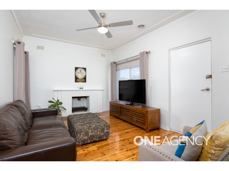 87 BOLGER AVENUE, Mount Austin NSW 2650