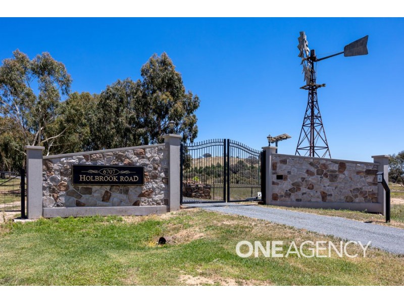 6707 HOLBROOK ROAD, Rowan NSW 2650