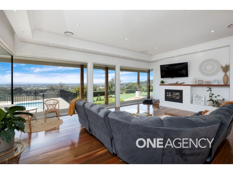 6707 HOLBROOK ROAD, Rowan NSW 2650