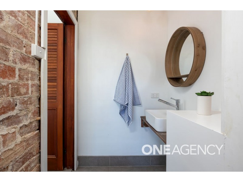 14 NORMAN STREET, Turvey Park NSW 2650