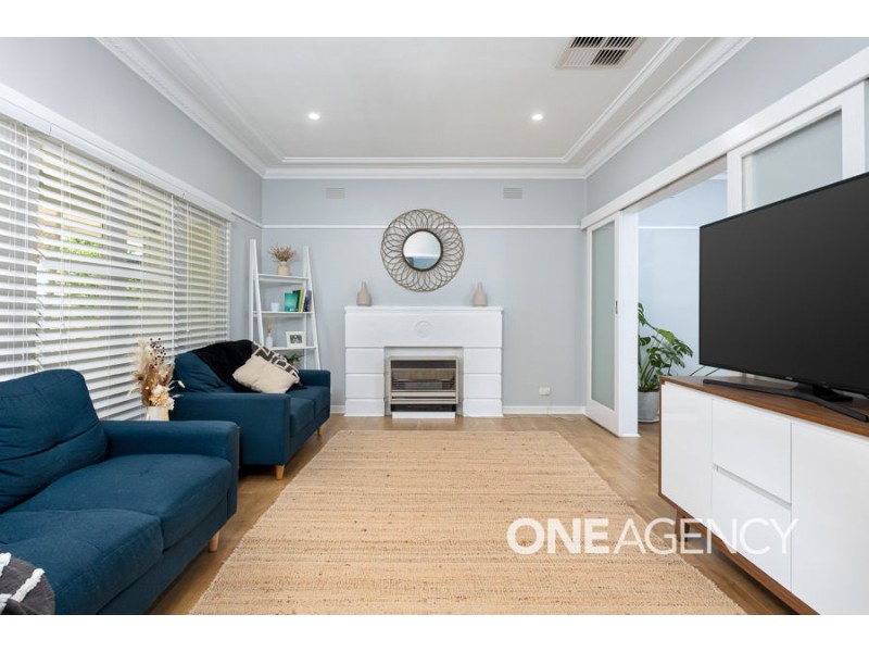 15 TUCKER STREET, Turvey Park NSW 2650