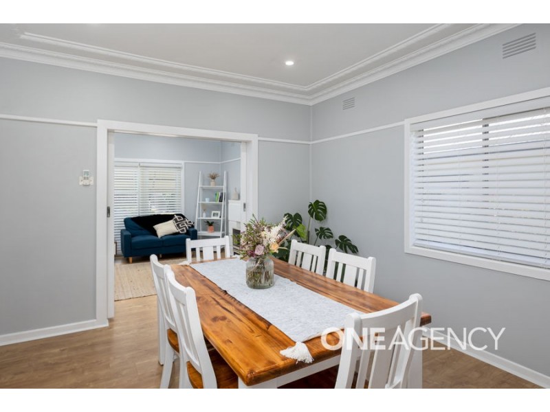 15 TUCKER STREET, Turvey Park NSW 2650