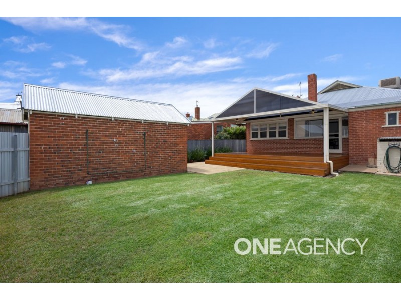 5 ERIN STREET, Turvey Park NSW 2650