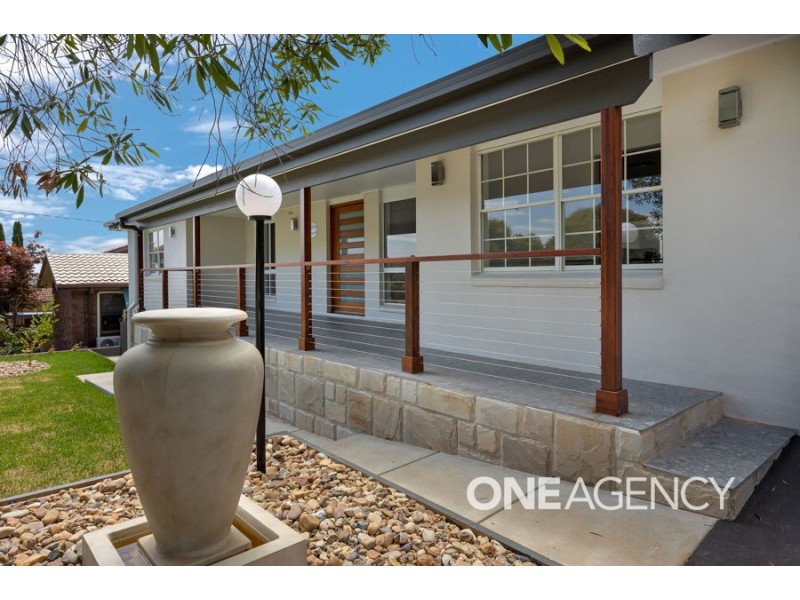 83 LEAVENWORTH DRIVE, Mount Austin NSW 2650