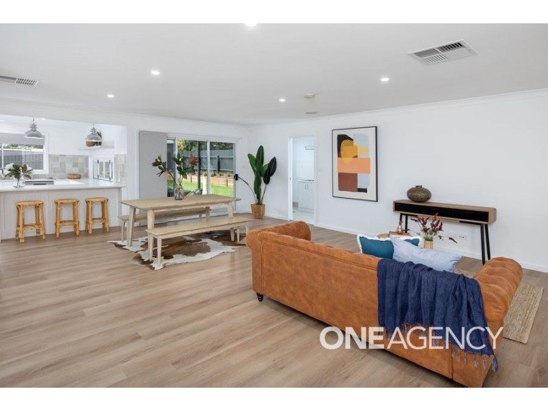 83 LEAVENWORTH DRIVE, Mount Austin NSW 2650