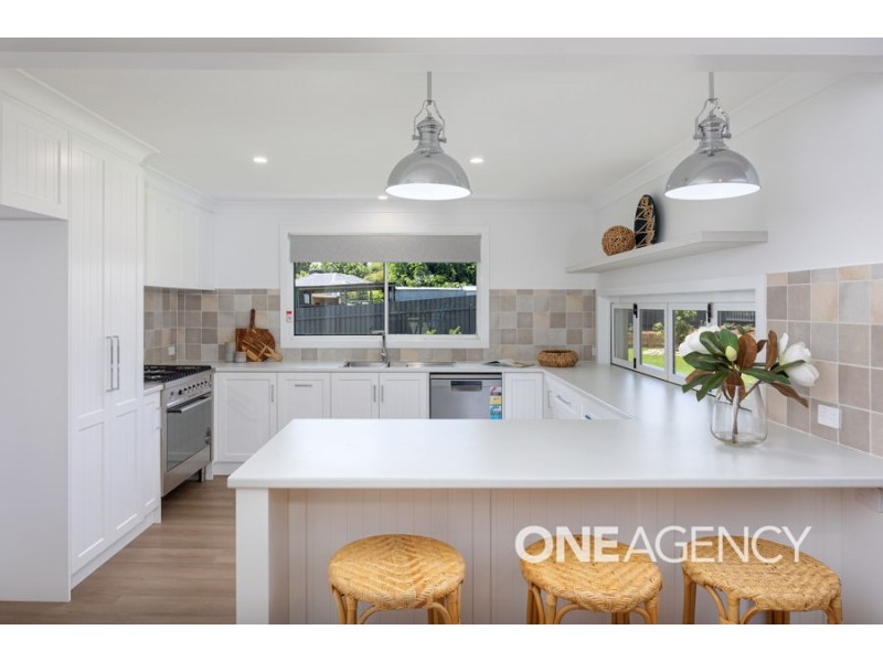 83 LEAVENWORTH DRIVE, Mount Austin NSW 2650