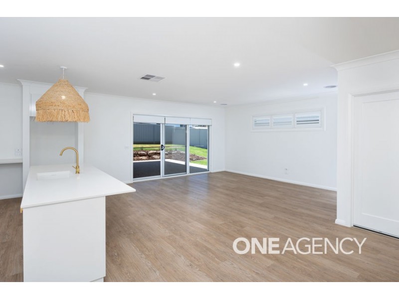 89 JUMBUCK DRIVE, Gobbagombalin NSW 2650