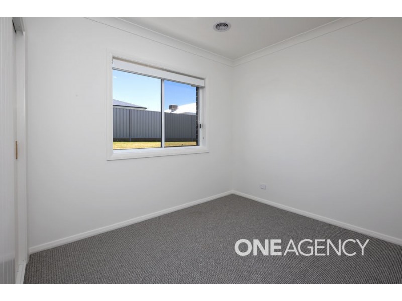 89 JUMBUCK DRIVE, Gobbagombalin NSW 2650